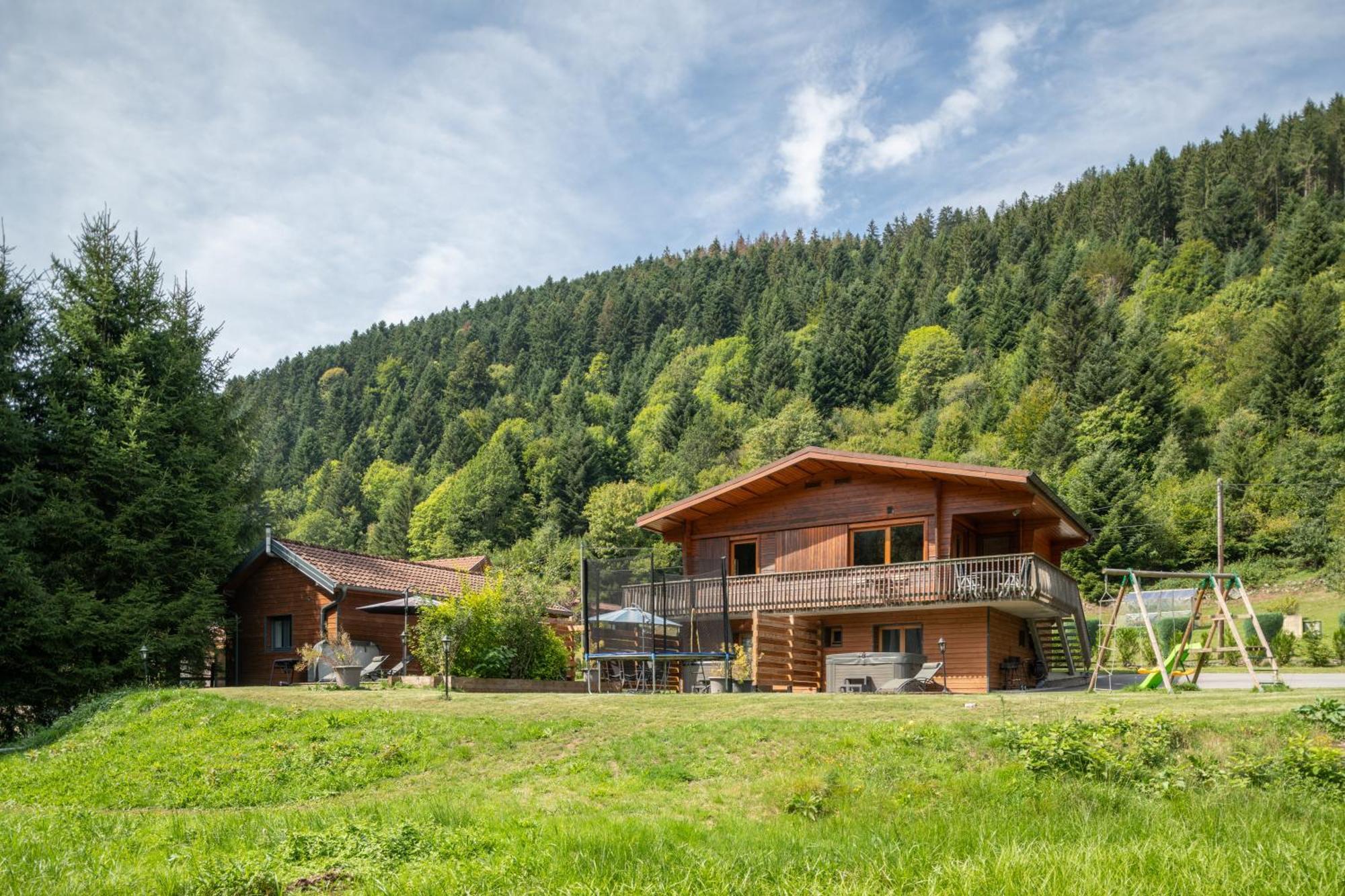 Chalets Du Bouchot & Jacuzzi Privatif Proximite Gerardmer & La Bresse Rochesson Exteriör bild